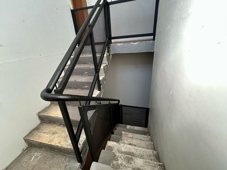 Corrimão em escada interna